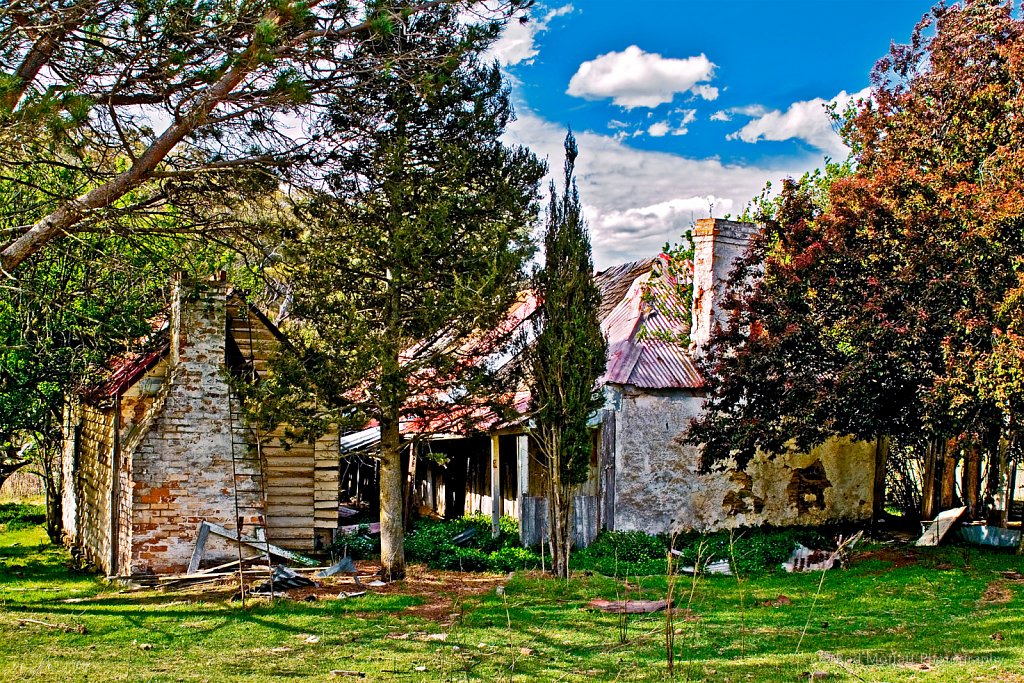 Rustic settler's cottage